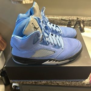 Jordan 5 Unc